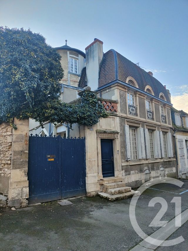 maison à vendre - 9 pièces - 236.5 m2 - COSNE COURS SUR LOIRE - 58 - BOURGOGNE - Century 21 Agence Ducreux