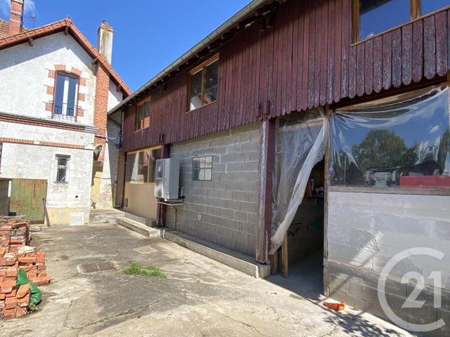 maison à vendre - 8 pièces - 200.0 m2 - COSNE COURS SUR LOIRE - 58 - BOURGOGNE - Century 21 Agence Ducreux maison à vendre - 8 pièces - 200.0 m2 - COSNE COURS SUR LOIRE - 58 - BOURGOGNE - Century 21 Agence Ducreux
