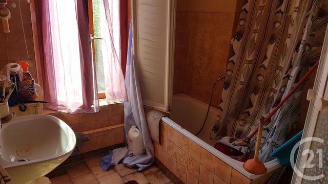 maison à vendre - 4 pièces - 161.0 m2 - LA CELLE SUR LOIRE - 58 - BOURGOGNE - Century 21 Agence Ducreux maison à vendre - 4 pièces - 161.0 m2 - LA CELLE SUR LOIRE - 58 - BOURGOGNE - Century 21 Agence Ducreux