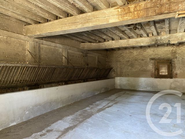 maison à vendre - 6 pièces - 150.0 m2 - LE NOYER - 18 - CENTRE - Century 21 Agence Ducreux