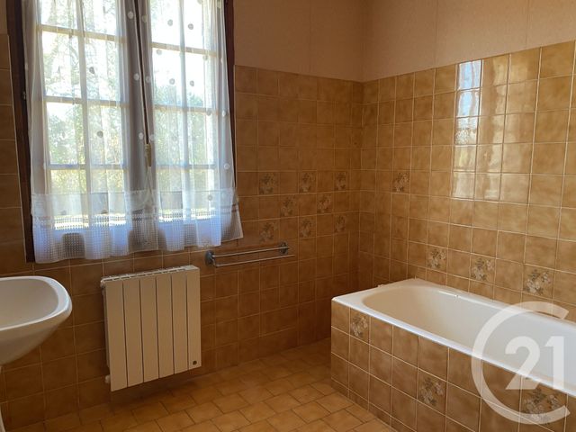 maison à vendre - 4 pièces - 94.0 m2 - BANNAY - 18 - CENTRE - Century 21 Agence Ducreux
