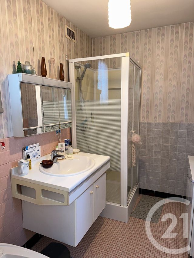 maison à vendre - 4 pièces - 88.1 m2 - COSNE COURS SUR LOIRE - 58 - BOURGOGNE - Century 21 Agence Ducreux