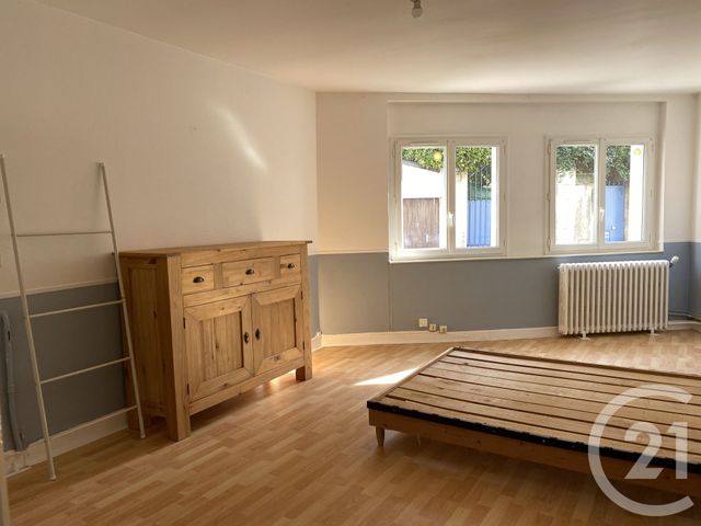 maison à vendre - 4 pièces - 91.67 m2 - COSNE COURS SUR LOIRE - 58 - BOURGOGNE - Century 21 Agence Ducreux