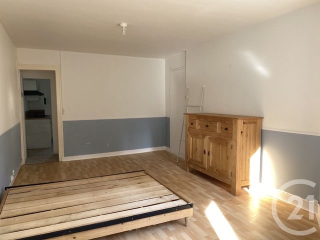 maison à vendre - 4 pièces - 91.67 m2 - COSNE COURS SUR LOIRE - 58 - BOURGOGNE - Century 21 Agence Ducreux