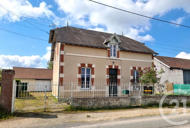 maison à vendre - 6 pièces - 136.0 m2 - VAILLY SUR SAULDRE - 18 - CENTRE - Century 21 Agence Ducreux