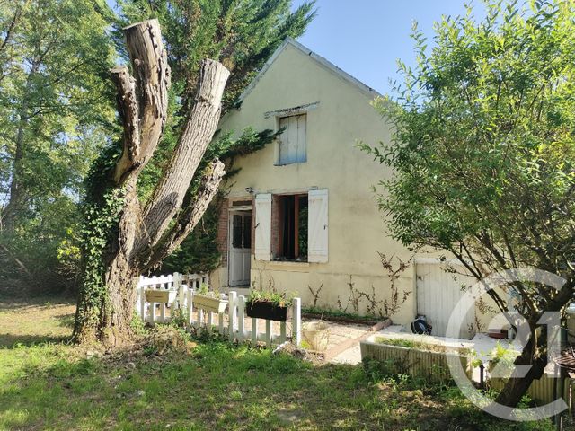 maison à vendre - 3 pièces - 65.0 m2 - COSNE COURS SUR LOIRE - 58 - BOURGOGNE - Century 21 Agence Ducreux