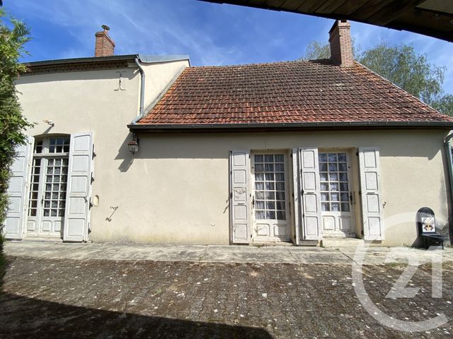 maison à vendre - 8 pièces - 279.0 m2 - BANNAY - 18 - CENTRE - Century 21 Agence Ducreux