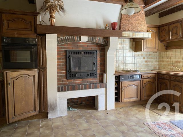 maison à vendre - 8 pièces - 279.0 m2 - BANNAY - 18 - CENTRE - Century 21 Agence Ducreux