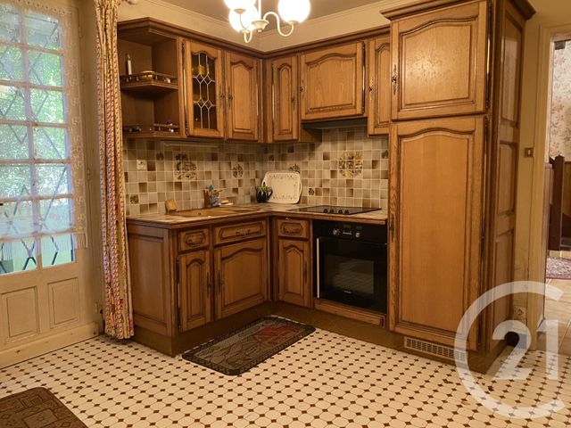 maison à vendre - 8 pièces - 279.0 m2 - BANNAY - 18 - CENTRE - Century 21 Agence Ducreux