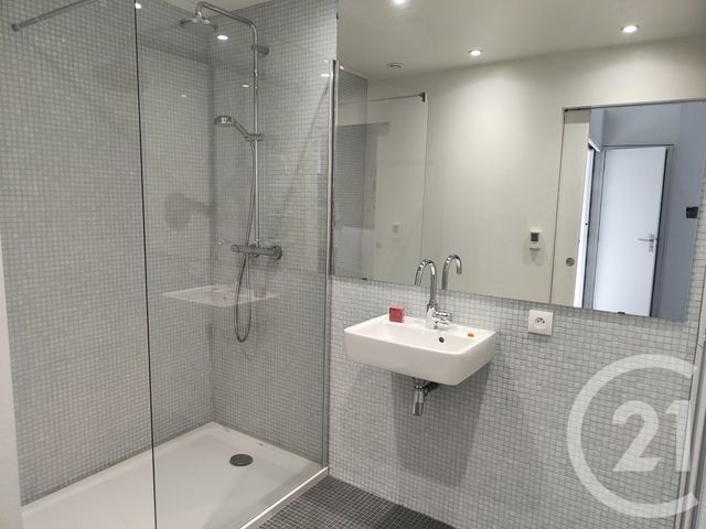 maison à vendre - 4 pièces - 125.0 m2 - COSNE COURS SUR LOIRE - 58 - BOURGOGNE - Century 21 Agence Ducreux