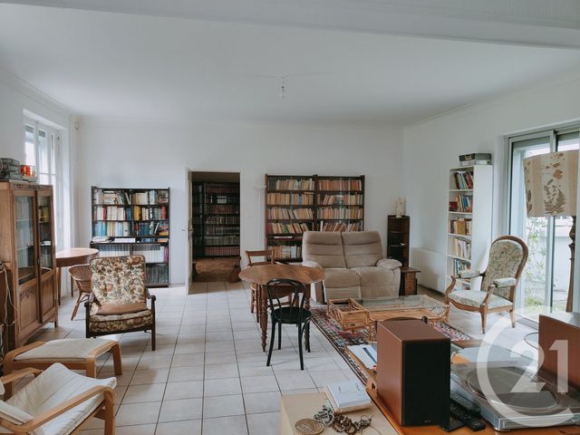 maison à vendre - 7 pièces - 214.5 m2 - LA CHAPELLE MONTLINARD - 18 - CENTRE - Century 21 Agence Ducreux