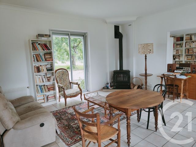 maison à vendre - 7 pièces - 214.5 m2 - LA CHAPELLE MONTLINARD - 18 - CENTRE - Century 21 Agence Ducreux