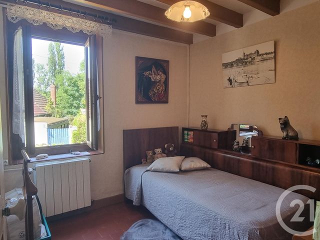 maison à vendre - 5 pièces - 112.0 m2 - ASSIGNY - 18 - CENTRE - Century 21 Agence Ducreux