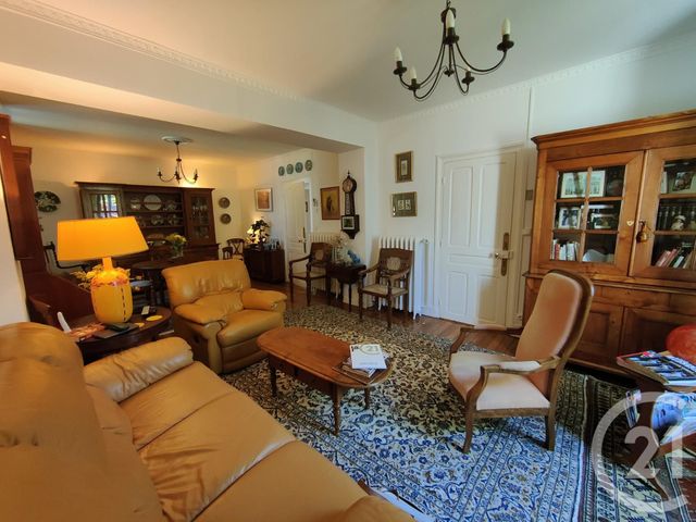 Afficher la photo en grand maison à vendre - 9 pièces - 230.0 m2 - COSNE COURS SUR LOIRE - 58 - BOURGOGNE - Century 21 Agence Ducreux