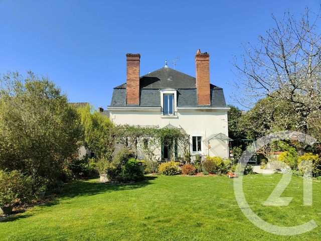 Afficher la photo en grand maison à vendre - 9 pièces - 230.0 m2 - COSNE COURS SUR LOIRE - 58 - BOURGOGNE - Century 21 Agence Ducreux