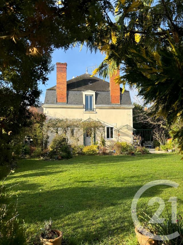 Afficher la photo en grand maison à vendre - 9 pièces - 230.0 m2 - COSNE COURS SUR LOIRE - 58 - BOURGOGNE - Century 21 Agence Ducreux