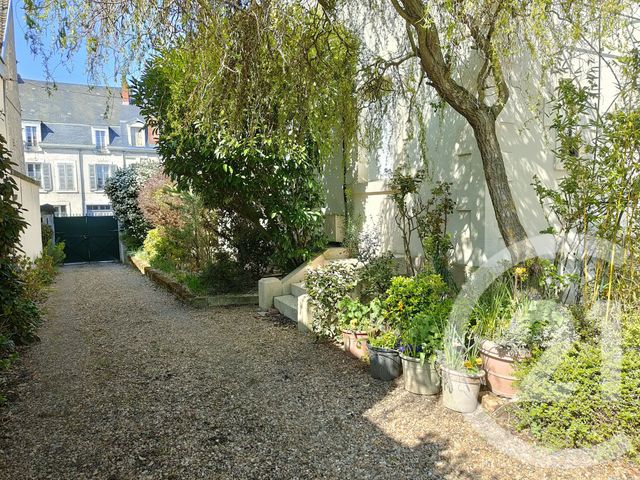 Afficher la photo en grand maison à vendre - 9 pièces - 230.0 m2 - COSNE COURS SUR LOIRE - 58 - BOURGOGNE - Century 21 Agence Ducreux