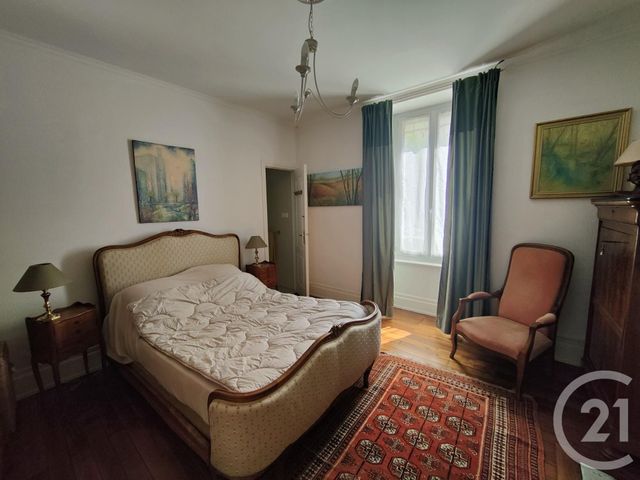 Afficher la photo en grand maison à vendre - 9 pièces - 230.0 m2 - COSNE COURS SUR LOIRE - 58 - BOURGOGNE - Century 21 Agence Ducreux