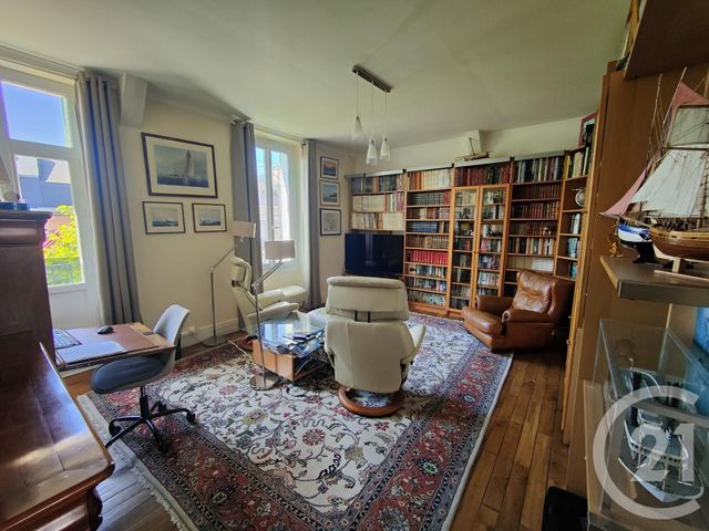 Afficher la photo en grand maison à vendre - 9 pièces - 230.0 m2 - COSNE COURS SUR LOIRE - 58 - BOURGOGNE - Century 21 Agence Ducreux