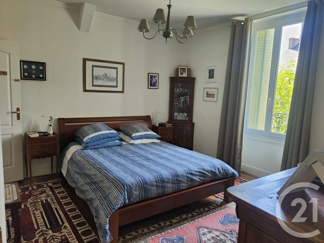 Afficher la photo en grand maison à vendre - 9 pièces - 230.0 m2 - COSNE COURS SUR LOIRE - 58 - BOURGOGNE - Century 21 Agence Ducreux