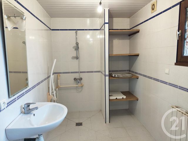 maison à vendre - 7 pièces - 182.0 m2 - FEUX - 18 - CENTRE - Century 21 Agence Ducreux