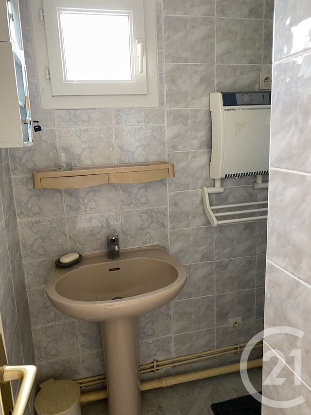 maison à vendre - 6 pièces - 117.0 m2 - BOULLERET - 18 - CENTRE - Century 21 Agence Ducreux