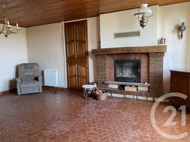 maison à vendre - 9 pièces - 182.0 m2 - SURY EN VAUX - 18 - CENTRE - Century 21 Agence Ducreux