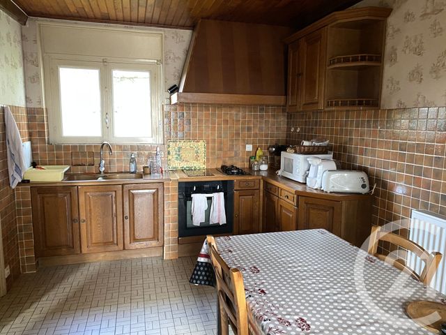 maison à vendre - 9 pièces - 182.0 m2 - SURY EN VAUX - 18 - CENTRE - Century 21 Agence Ducreux