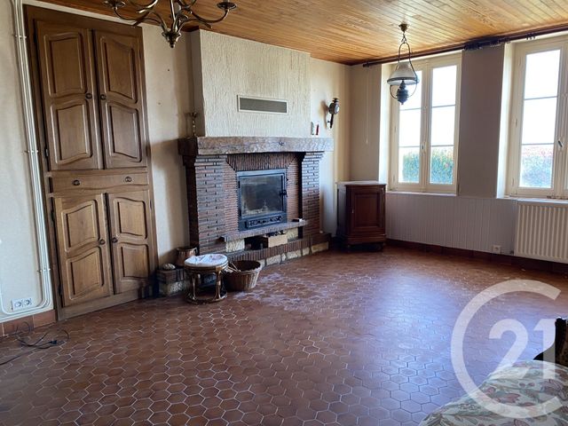 maison à vendre - 9 pièces - 182.0 m2 - SURY EN VAUX - 18 - CENTRE - Century 21 Agence Ducreux