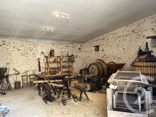 maison à vendre - 9 pièces - 182.0 m2 - SURY EN VAUX - 18 - CENTRE - Century 21 Agence Ducreux