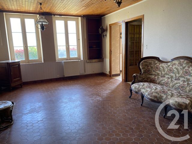 maison à vendre - 9 pièces - 182.0 m2 - SURY EN VAUX - 18 - CENTRE - Century 21 Agence Ducreux