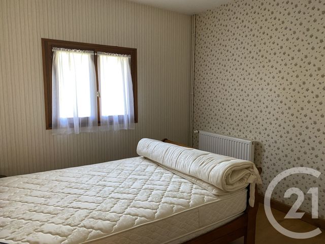 maison à vendre - 9 pièces - 182.0 m2 - SURY EN VAUX - 18 - CENTRE - Century 21 Agence Ducreux