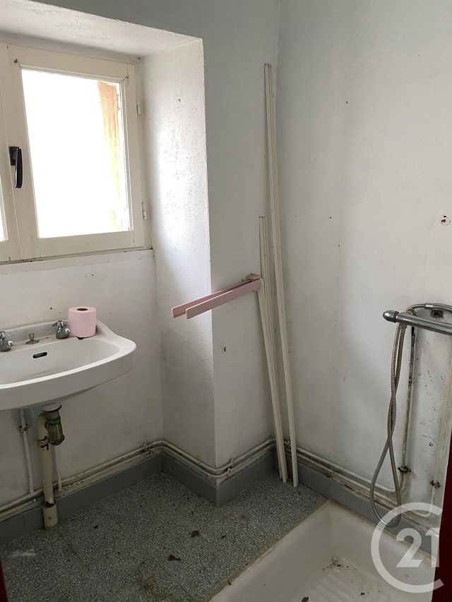 maison à vendre - 3 pièces - 64.0 m2 - BOULLERET - 18 - CENTRE - Century 21 Agence Ducreux