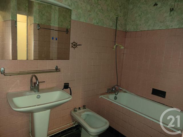 maison à vendre - 8 pièces - 151.7 m2 - HERRY - 18 - CENTRE - Century 21 Agence Ducreux