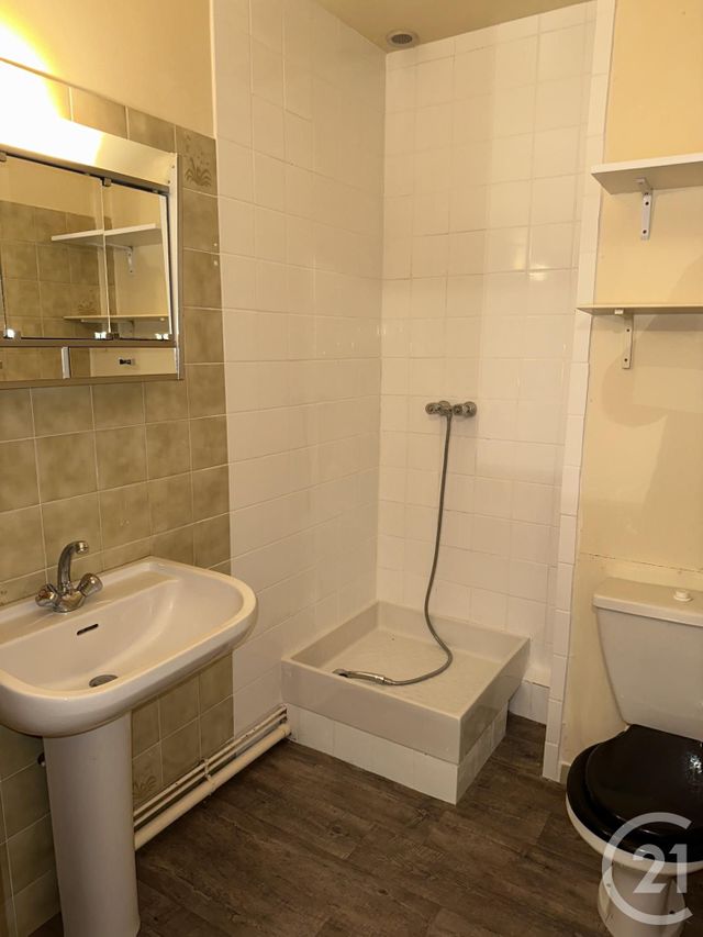 maison à vendre - 6 pièces - 112.1 m2 - LERE - 18 - CENTRE - Century 21 Agence Ducreux