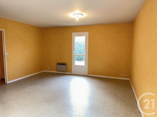 maison à vendre - 6 pièces - 112.1 m2 - LERE - 18 - CENTRE - Century 21 Agence Ducreux