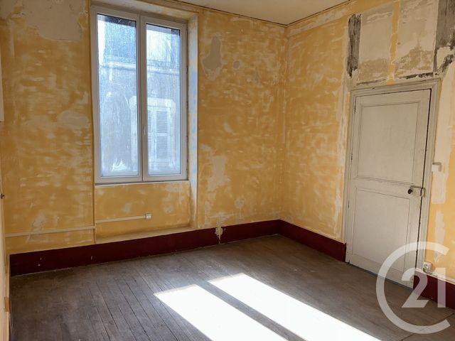 Afficher la photo en grand Appartement F3 à vendre - 3 pièces - 83.0 m2 - DONZY - 58 - BOURGOGNE - Century 21 Agence Ducreux