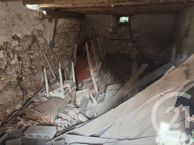 maison à vendre - 3 pièces - 79.0 m2 - ST BOUIZE - 18 - CENTRE - Century 21 Agence Ducreux