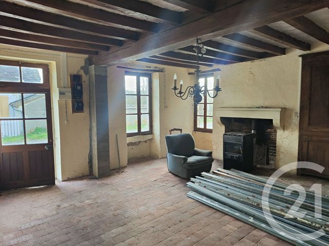 maison à vendre - 3 pièces - 79.0 m2 - ST BOUIZE - 18 - CENTRE - Century 21 Agence Ducreux