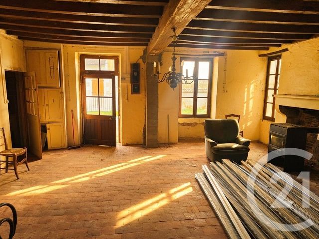 maison à vendre - 3 pièces - 79.0 m2 - ST BOUIZE - 18 - CENTRE - Century 21 Agence Ducreux