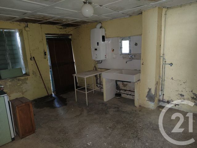 maison à vendre - 3 pièces - 79.0 m2 - ST BOUIZE - 18 - CENTRE - Century 21 Agence Ducreux