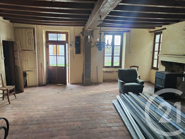 maison à vendre - 3 pièces - 79.0 m2 - ST BOUIZE - 18 - CENTRE - Century 21 Agence Ducreux