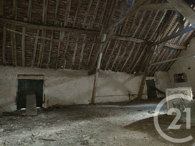 maison à vendre - 3 pièces - 79.0 m2 - ST BOUIZE - 18 - CENTRE - Century 21 Agence Ducreux