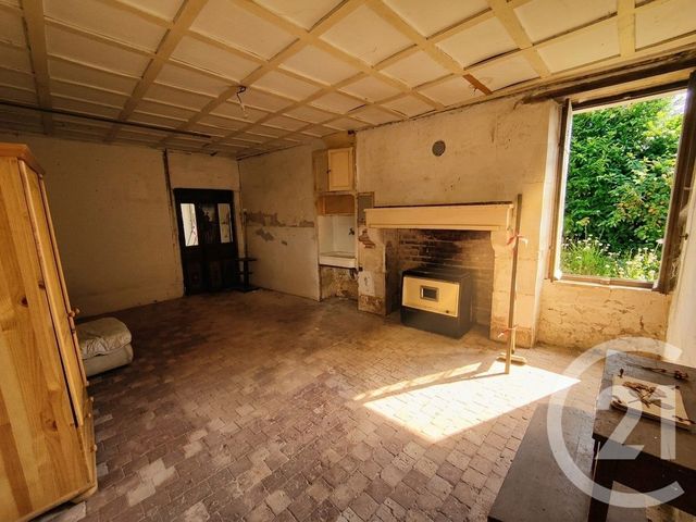 maison à vendre - 3 pièces - 79.0 m2 - ST BOUIZE - 18 - CENTRE - Century 21 Agence Ducreux