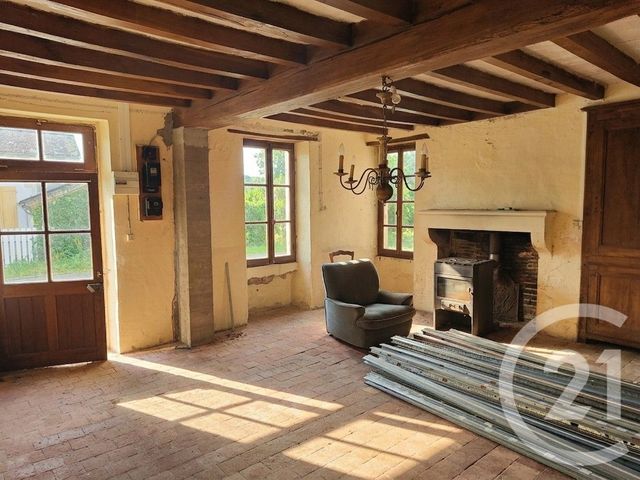 maison à vendre - 3 pièces - 79.0 m2 - ST BOUIZE - 18 - CENTRE - Century 21 Agence Ducreux