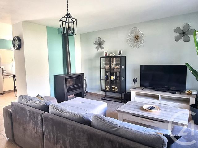 maison à vendre - 5 pièces - 100.0 m2 - VEAUGUES - 18 - CENTRE - Century 21 Agence Ducreux