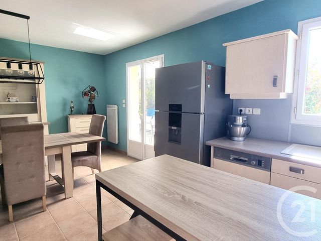 maison à vendre - 5 pièces - 100.0 m2 - VEAUGUES - 18 - CENTRE - Century 21 Agence Ducreux