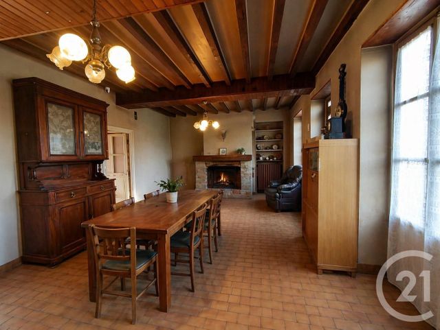 maison à vendre - 8 pièces - 160.0 m2 - COSNE COURS SUR LOIRE - 58 - BOURGOGNE - Century 21 Agence Ducreux