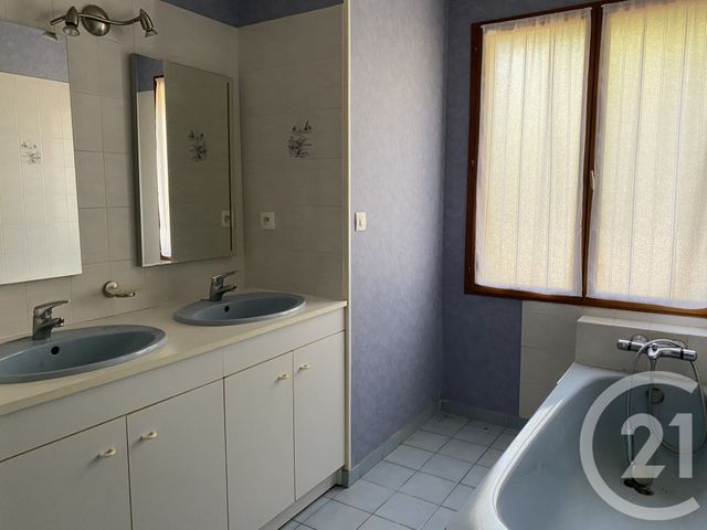 maison à vendre - 6 pièces - 154.0 m2 - BOULLERET - 18 - CENTRE - Century 21 Agence Ducreux