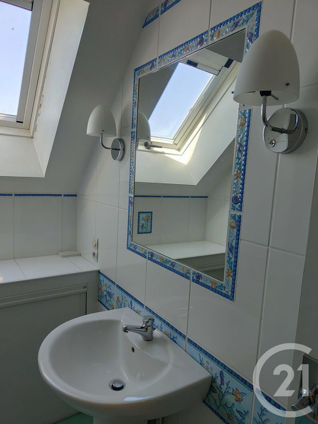 maison à vendre - 7 pièces - 159.1 m2 - COSNE COURS SUR LOIRE - 58 - BOURGOGNE - Century 21 Agence Ducreux